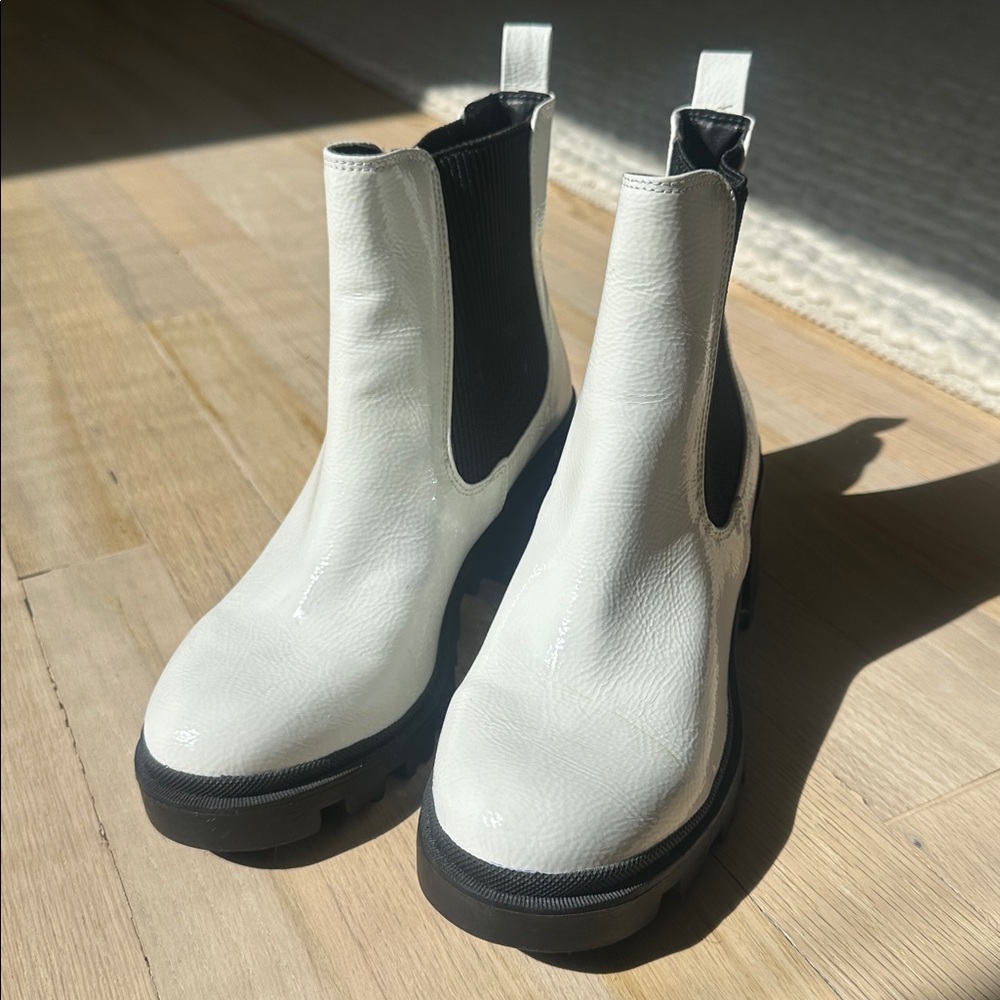 Betsey Johnson platform boots